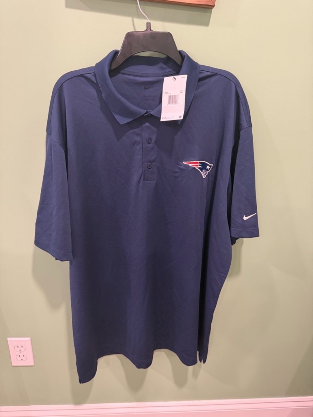 Nike Men’s Navy Polo with Patriots Logo